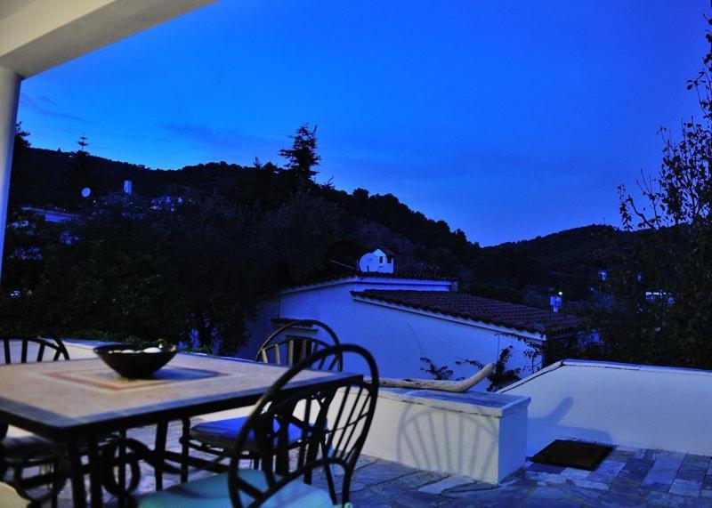 Villa Ftelia Скиатос Экстерьер фото